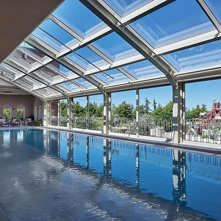 Rezort Amadria Exclusive